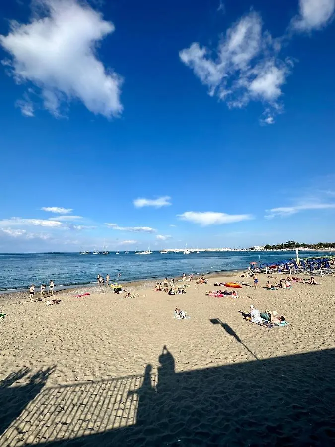 Attico Di Giggia Apartment Giardini Naxos
