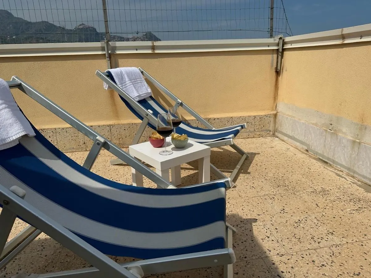 Attico Di Giggia Apartment Giardini Naxos Italy